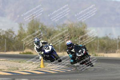 media/Nov-16-2025-Race Pace (Sun) [[8c5fa54630]]/Verified Riders/2-Turn 7 (945am)/